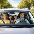 découvrez nos conseils essentiels pour voyager en toute sécurité sur la route avec votre famille et profiter d'un trajet serein et agréable.
