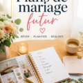 Un couple heureux célébrant leur mariage avec des éléments de décoration florale.