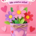 Joli pot à fleurs décoré pour la fête des mères, prêt à offrir